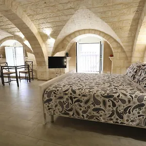Due Passi Dal Borgo Antico 3 Apartment Bari